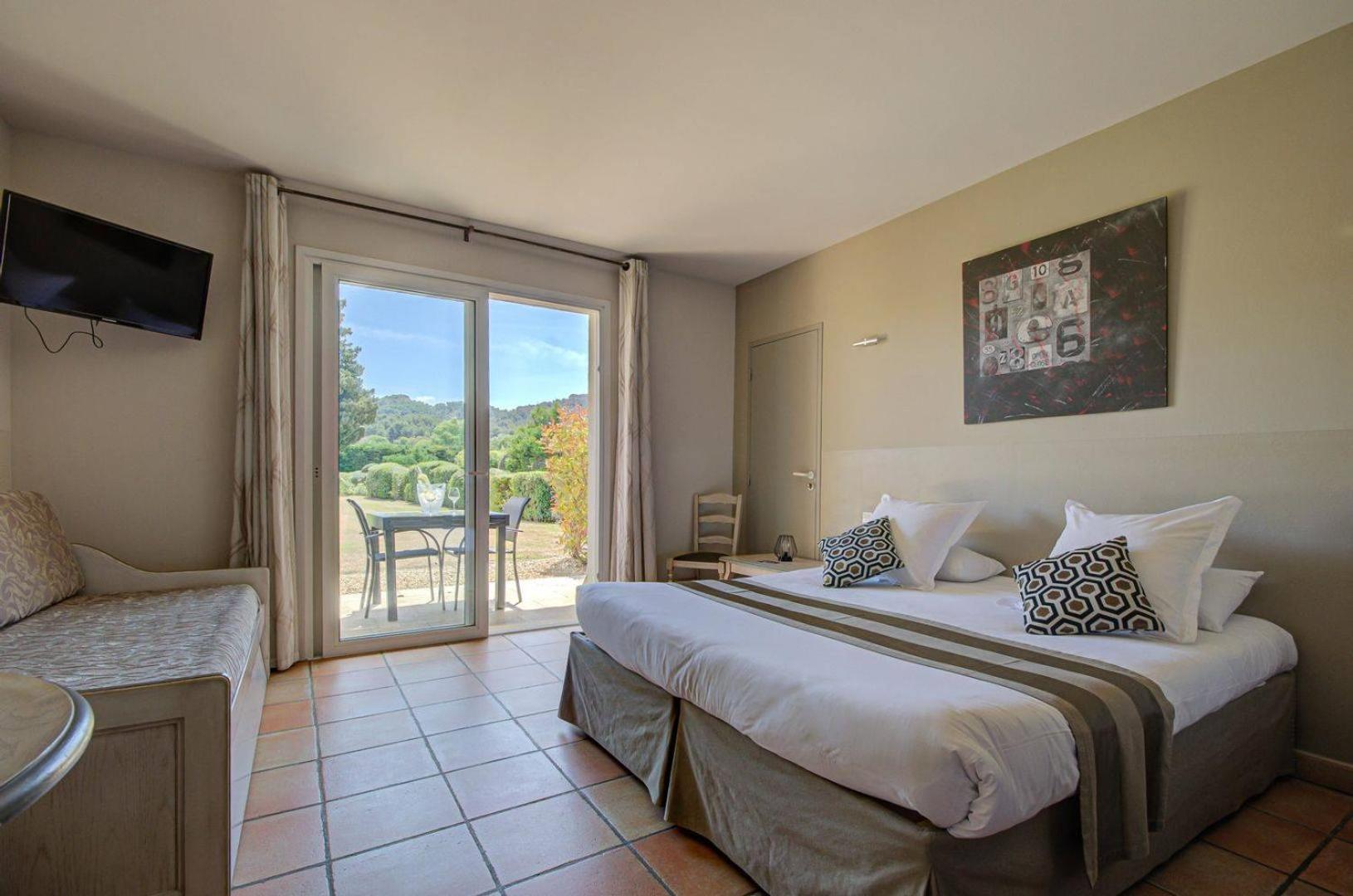 Les Residences De Metifiot Saint-Remy-de-Provence Bagian luar foto