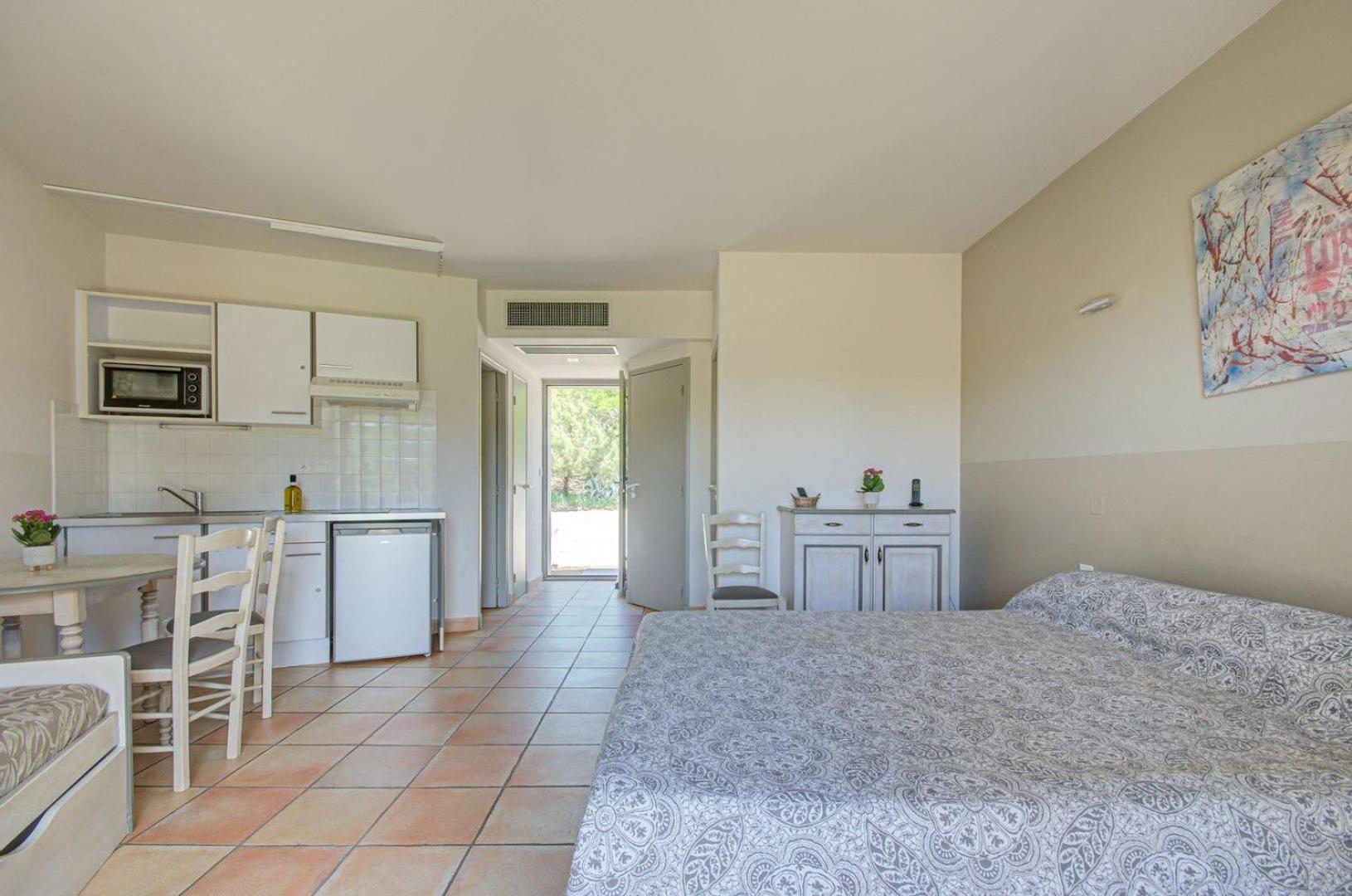Les Residences De Metifiot Saint-Remy-de-Provence Bagian luar foto