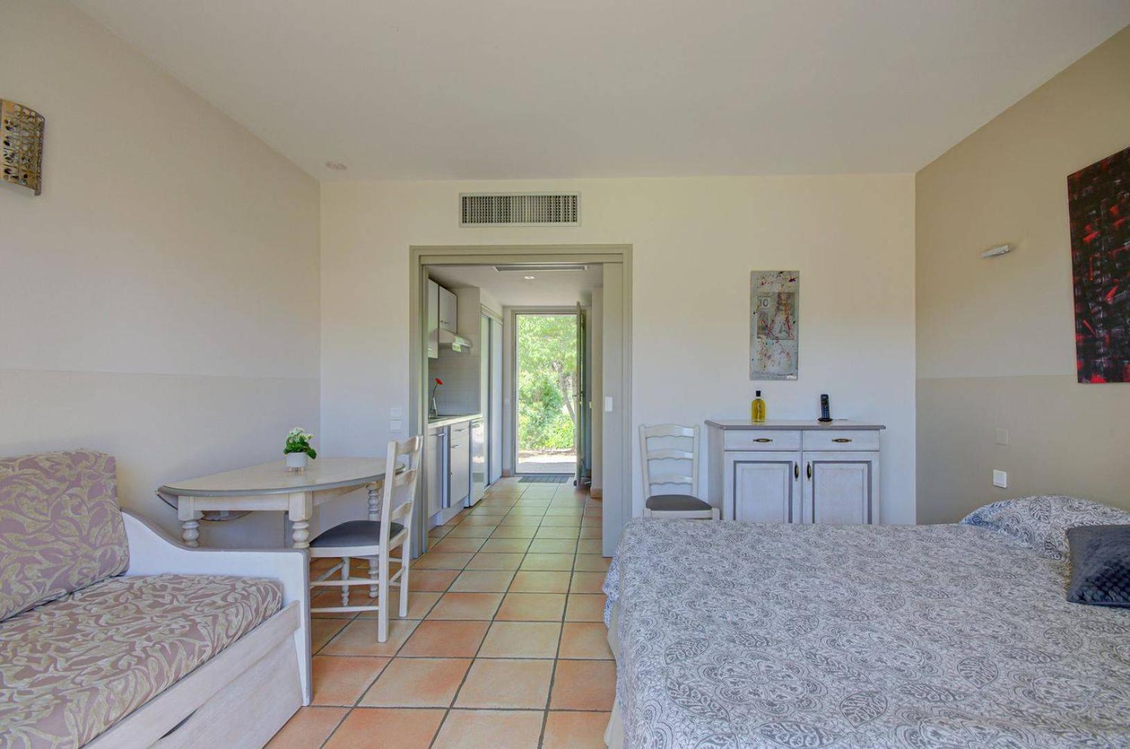 Les Residences De Metifiot Saint-Remy-de-Provence Bagian luar foto